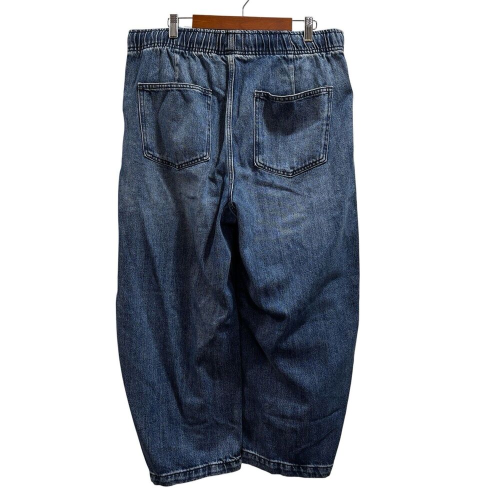 Gap Size Large Short Supersoft Pull On Barrel Jeans Medium Wash NWT - Picture 2 of 6